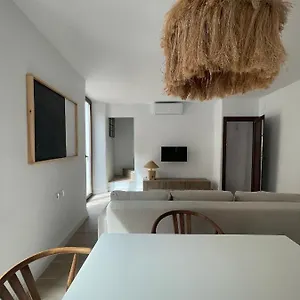 https://carmela-apartment.es-andalucia.com