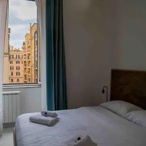 https://colosseum-luxury-home.it-romehotels.com